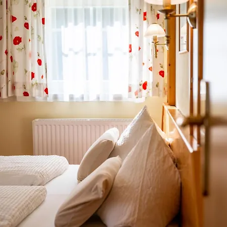 Ritas Alm Apartment *